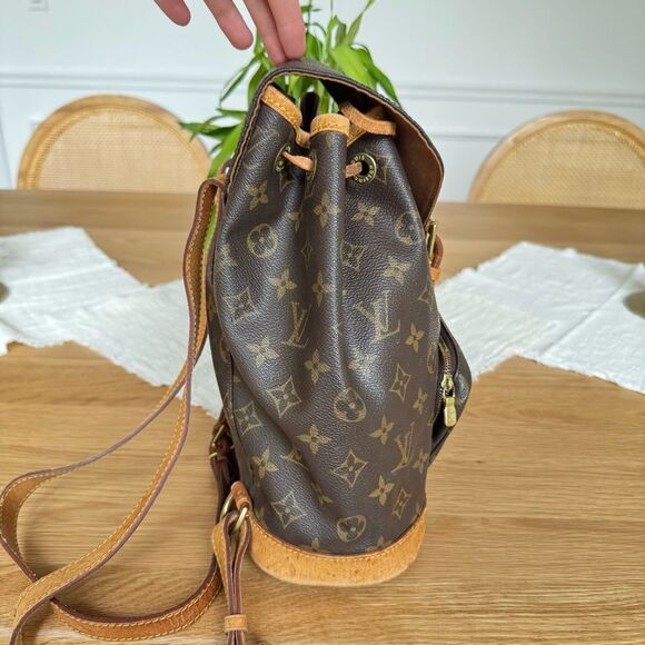 ✅AUTHENTIC✅LOUIS VUITTON MONO MONTSOURIS BACKPACK MM - Picture 5 of 15